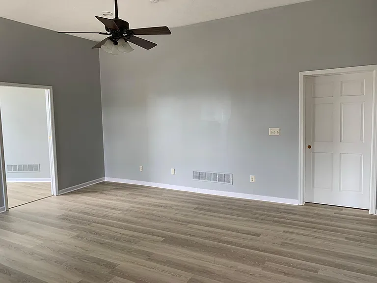 700 S Main St #202 — Photo 10