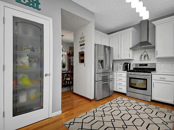 4th image of 1074 Taylor Mills Dr