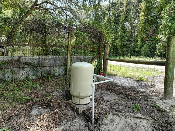 3rd image of 243 SE 914th St