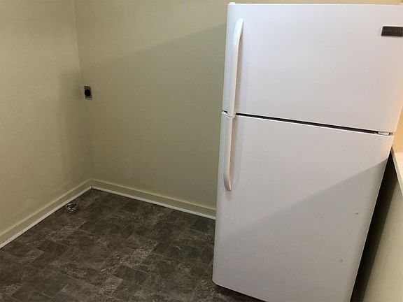 2nd image of 2113 Staunton Ave NW