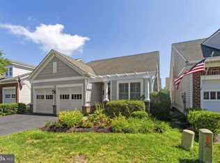8404 Mountain Larkspur Dr, Lorton, VA 22079