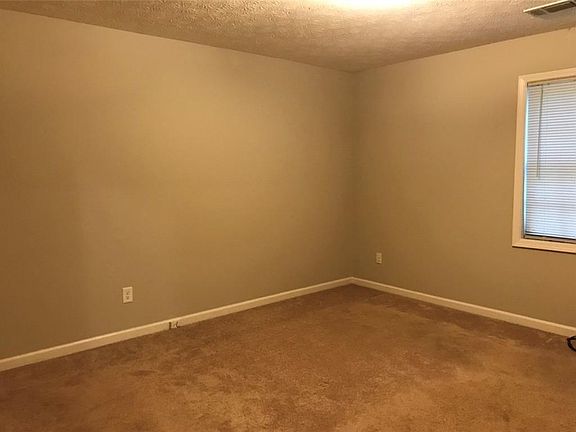 4th image of 573 Mephisto Cir