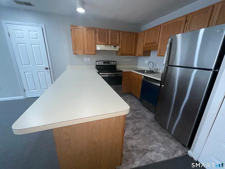 471 Whalley Ave #Q — Photo 7