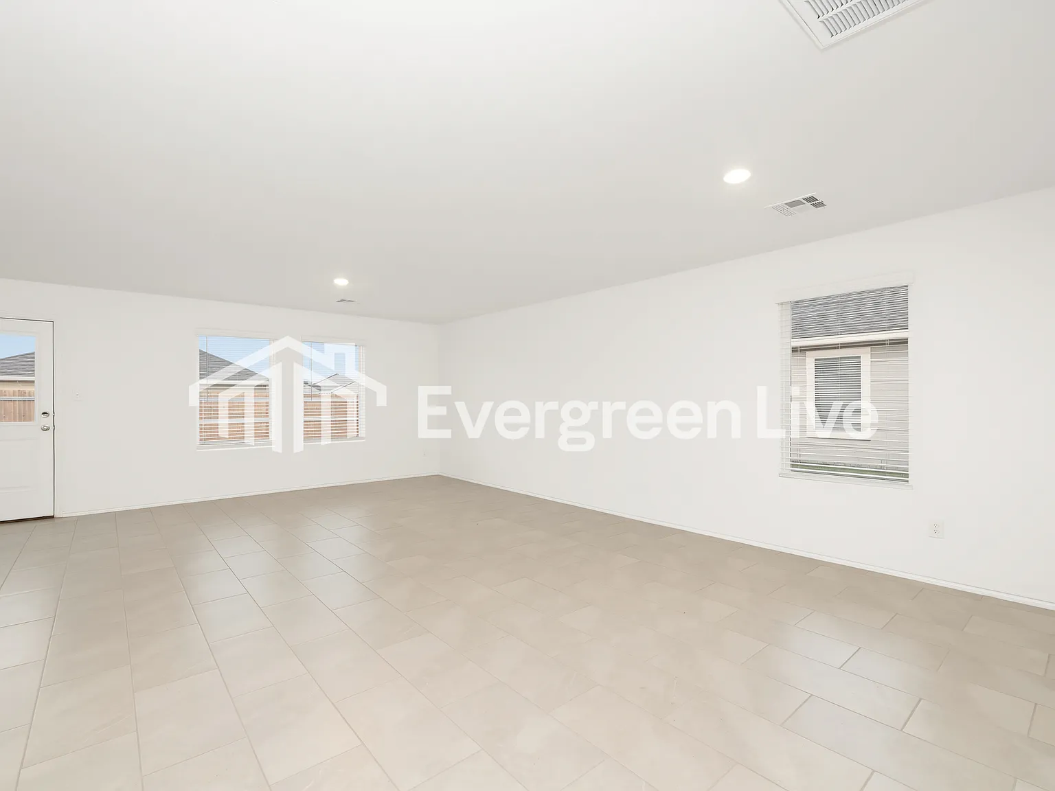 4 bed, 2.0 bath, 1667 sqft, $1,495 — Photo 3