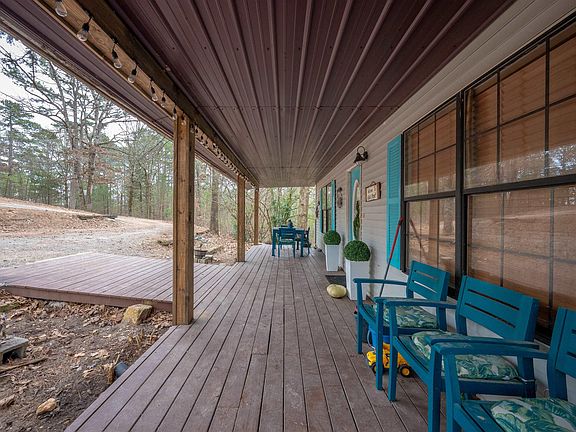 2nd image of 1623 Barren Fork Rd