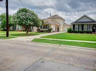 204 11th St, Gretna, LA 70053