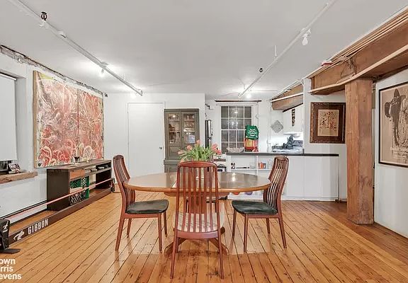 5th image of 265 Water St APT 4