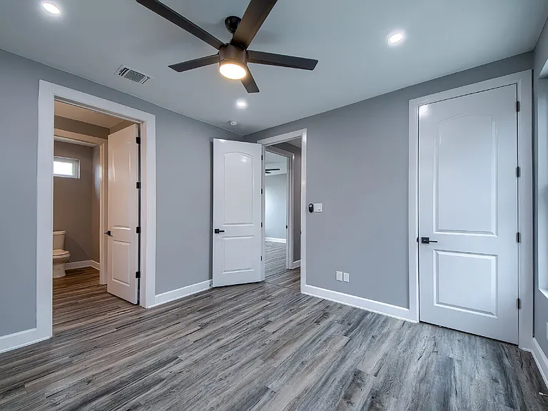 714 Misty Water Ln — Photo 28
