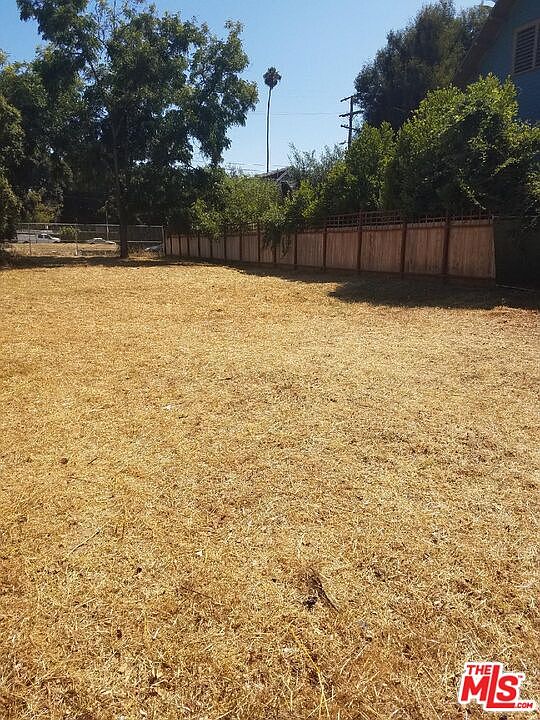 2nd image of 2154 W 24th St