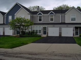 1606 Pebble Beach Cir #1606, Elgin, IL 60123