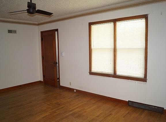 4th image of 1515 N St