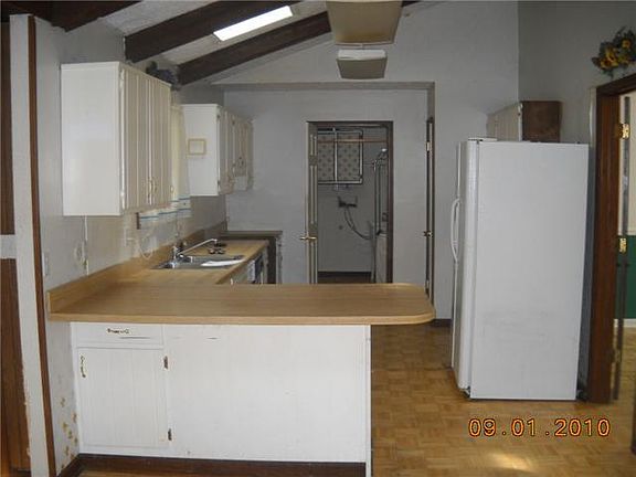 4th image of 2043 S Silver Lane Dr