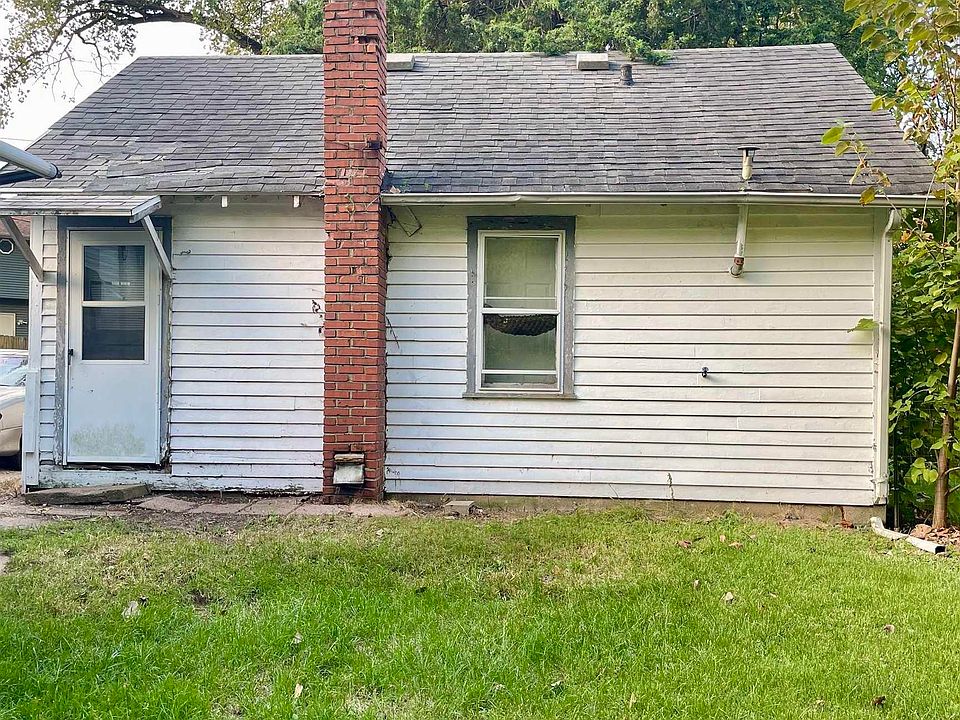 2nd image of 403 Prospect Ave
