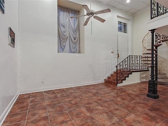 5th image of 1020 Esplanade Ave APT 102