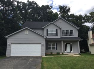 413 Lamplighter Loop SE, Poplar Grove, IL 61065