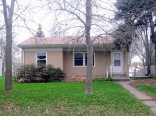 2722 3rd Ave E, North Saint Paul, MN 55109