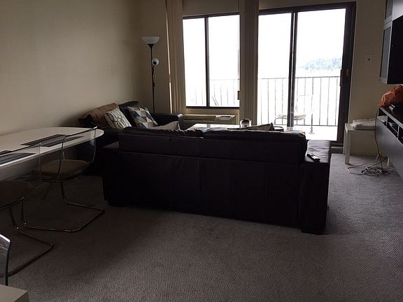 5th image of 2540 Shore Blvd APT 5K