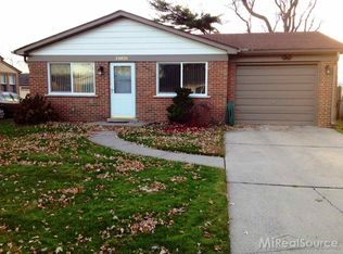 24820 Harrison St, Harrison Township, MI