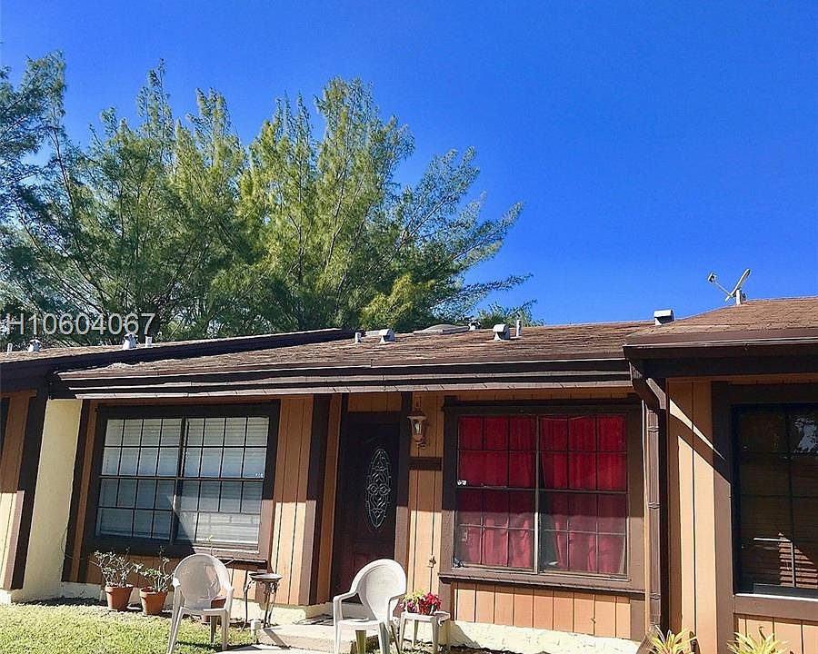 1st image of 10321 Oleander Ct #0