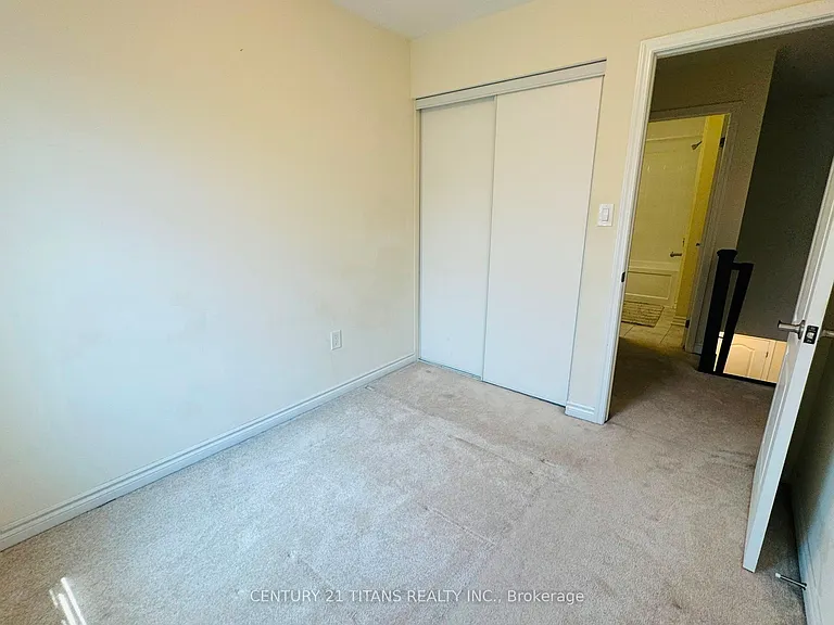 63 Gerigs St — Photo 8