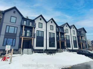 708 Woolwich St #303, Guelph, ON N1H 3W8