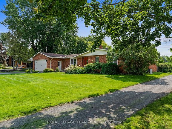 3rd image of 1282 Fairway Dr