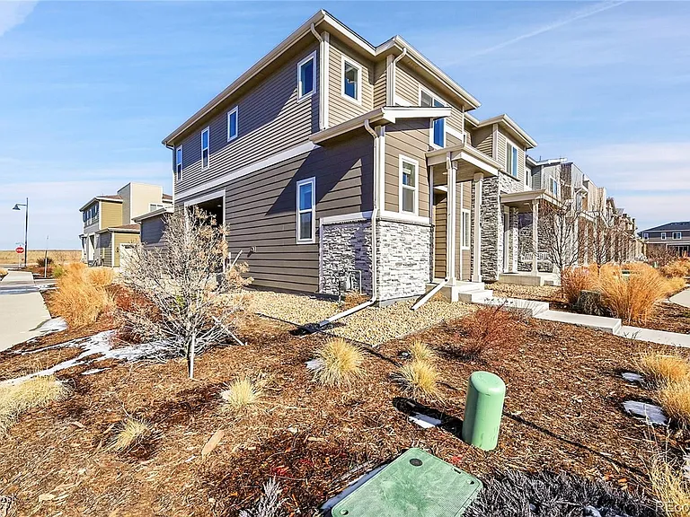 5319 Spalding Pl — Photo 2