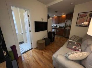 34 Clark St APT 10, Boston, MA 02109