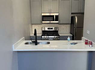 2400 S Drake Ave #1M, Chicago, IL 60623