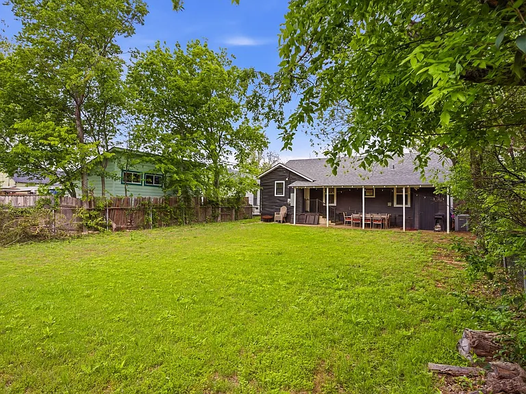 2712 Frazier Ave — Photo 21