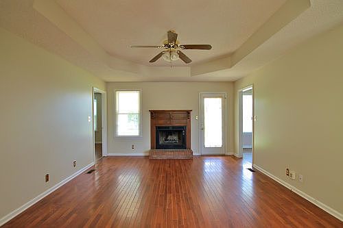 2nd image of 1215 Crystal Dr
