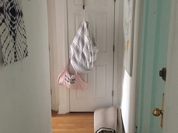 4th image of 681.5 W Wrightwood Ave #2E