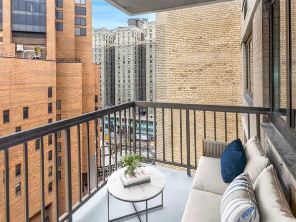 115 East 34th Street 1210 image 3 of 15