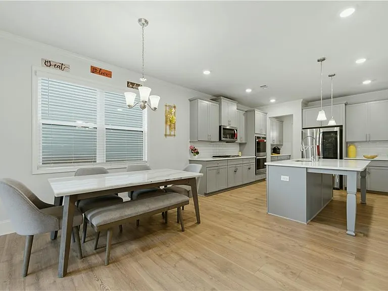 196 Treeline Trl — Photo 6