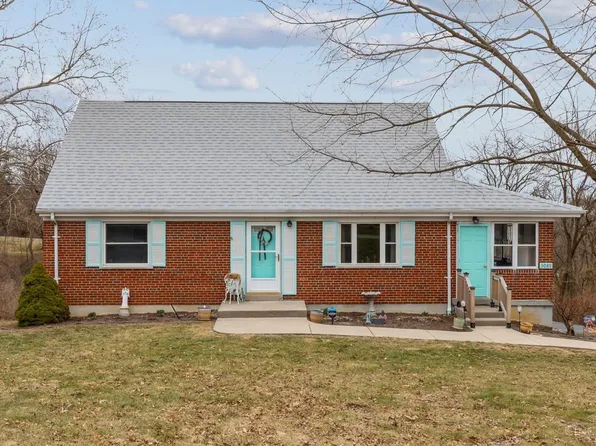 3089 Crest Rd, Cincinnati, OH 45251