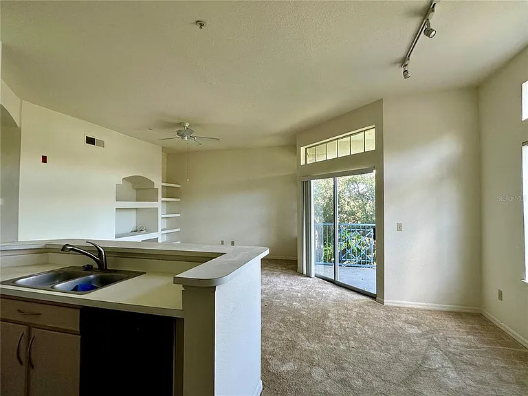 7210 Westpointe Blvd #1335 — Photo 4