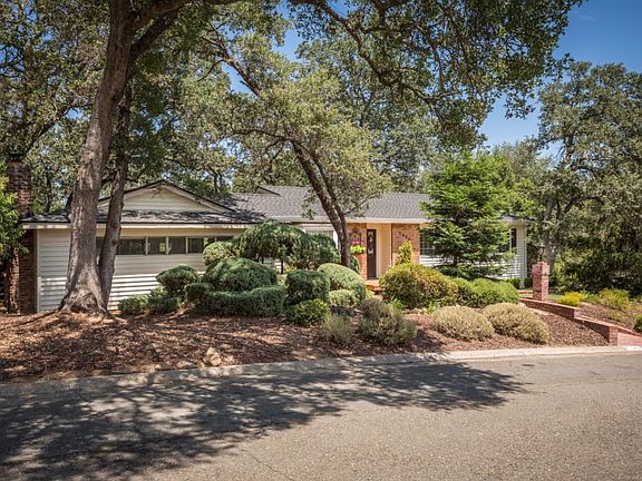 2nd image of 2434 Starmount Way