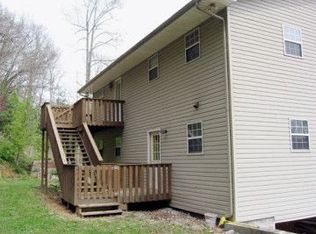 2827 Austin Bottom Rd, Baxter, TN 38544