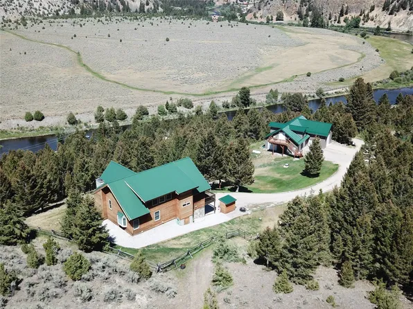 67658 Highway 43, Wise River, MT 59762