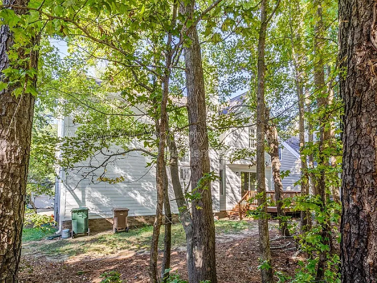 103 Unaka Ct — Photo 57