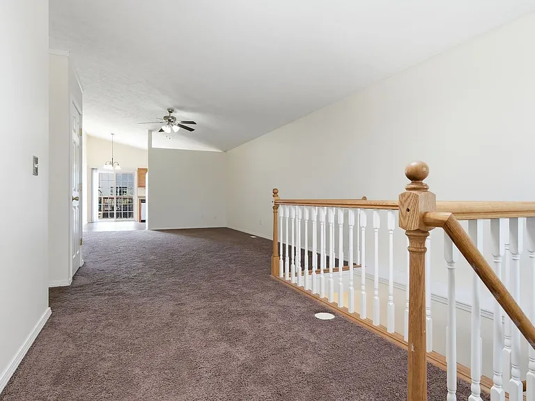 1102 Rader Run — Photo 9