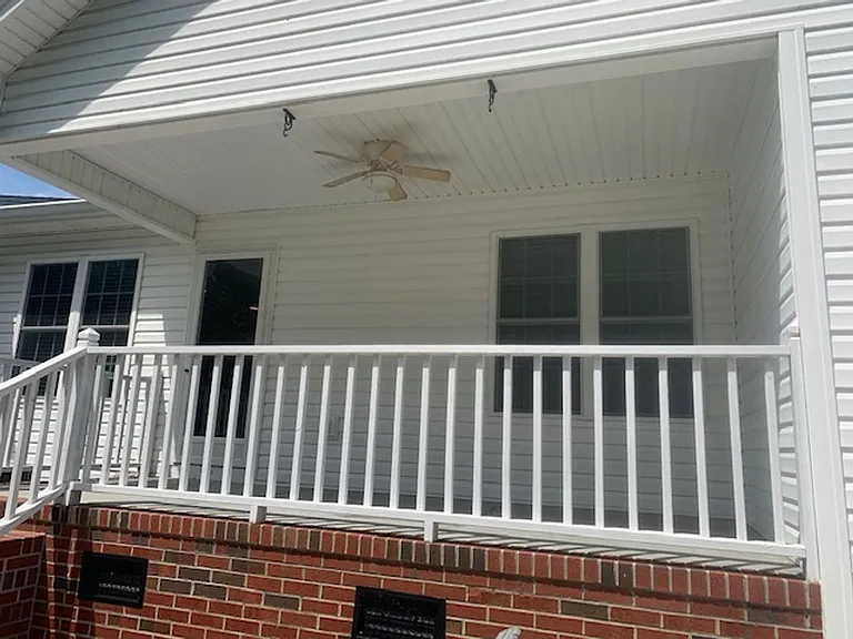 670 Amberdale West Cir — Photo 30