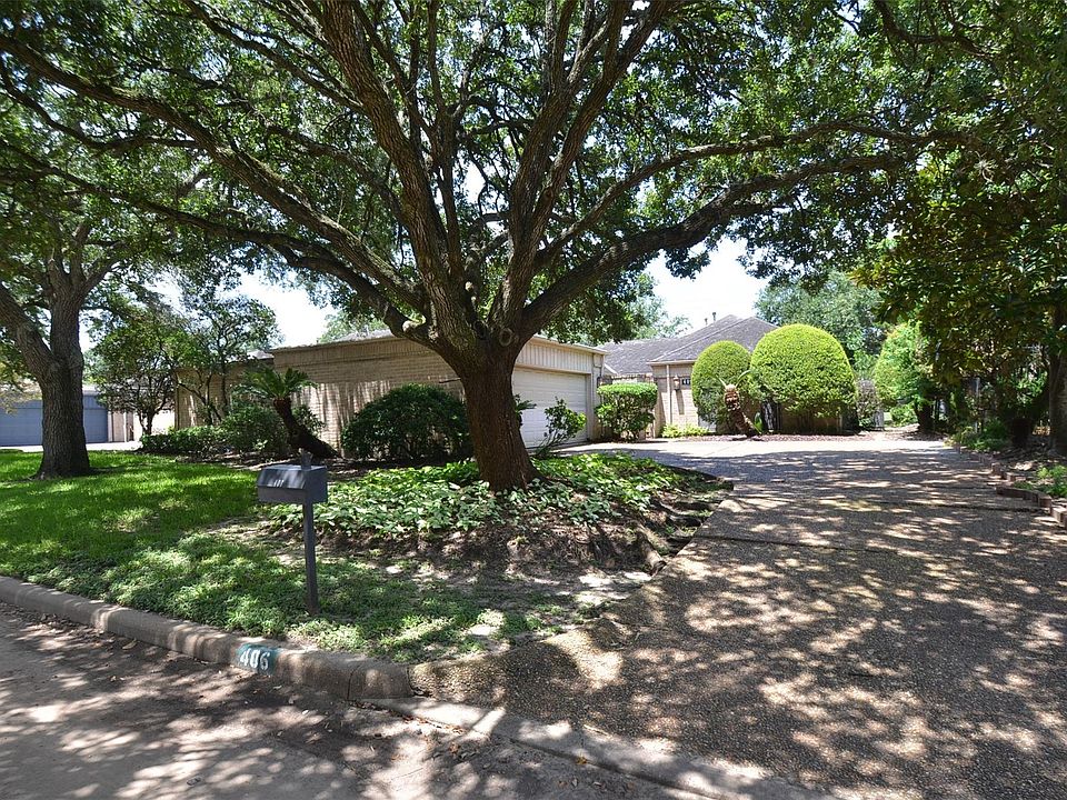 1st image of 406 Fox Briar Ln