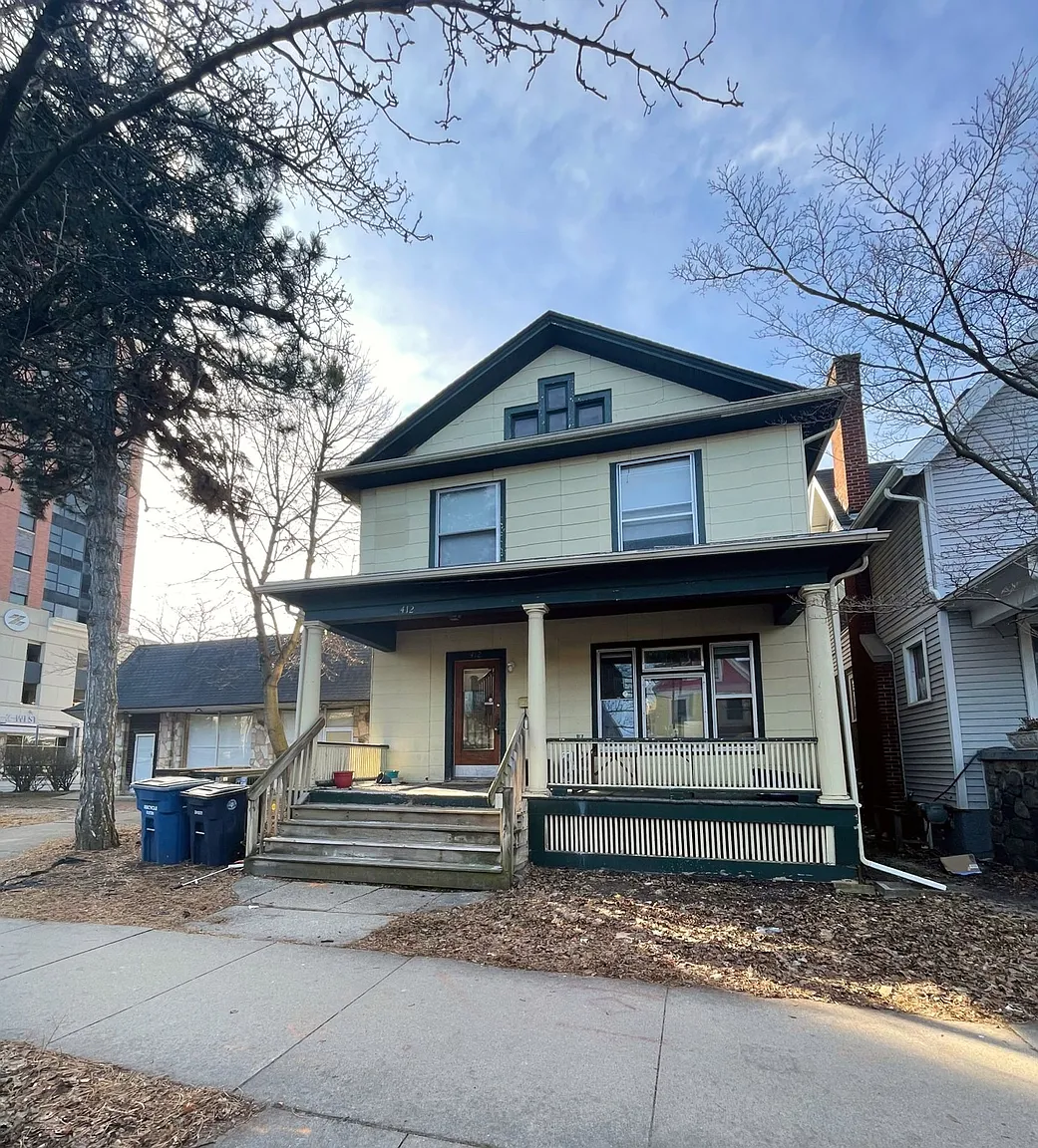412 E William St #2 photo 1