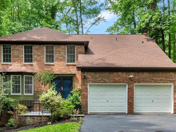 4350 Lady Trisha Ct, Pomfret, MD 20675