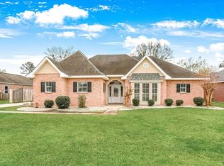 42145 Stone Ridge Ave, Prairieville, LA 70769