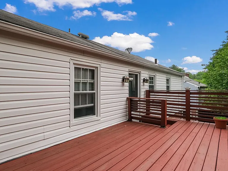 646 Green Briar Rd — Photo 25