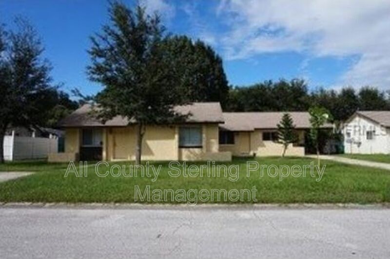 1st image of 921 Bryan Ct