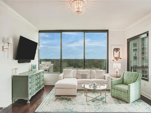 2828 Peachtree Rd NW, Atlanta, GA 30305