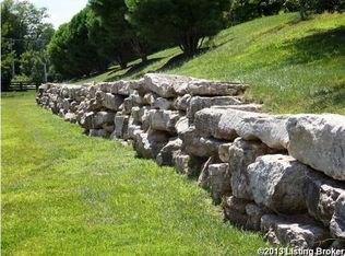 8 Regal Rd, Louisville, KY 40222